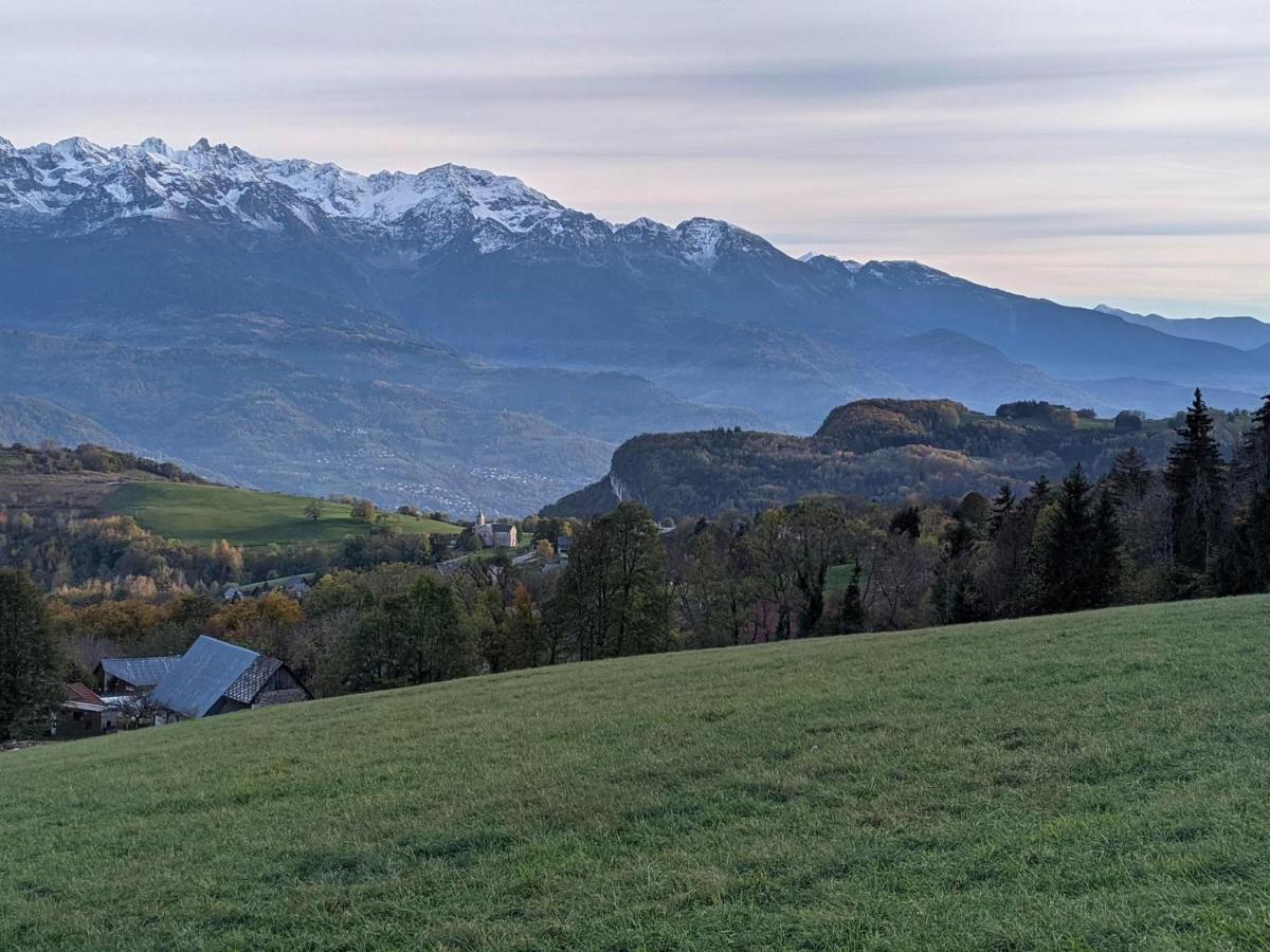 Appartement De Plain-Pied En Montagne Avec Vue Merveilleuse Sur Le Massif De Belledonne Saint Bernard du Touvet Exteriér fotografie