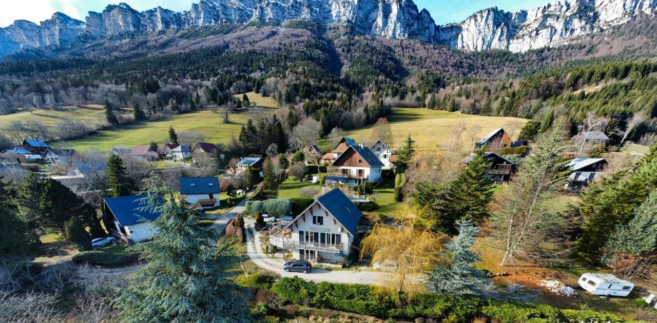 Appartement De Plain-Pied En Montagne Avec Vue Merveilleuse Sur Le Massif De Belledonne Saint Bernard du Touvet Exteriér fotografie